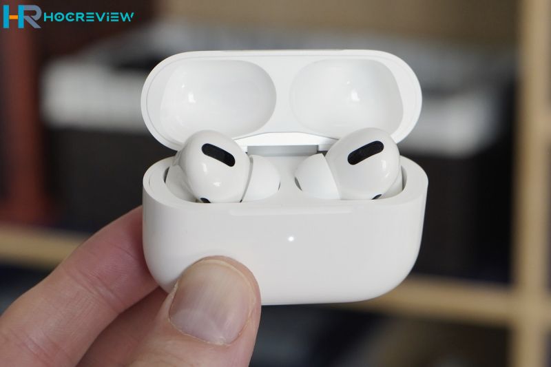 Tai nghe Earbuds tốt nhất: Apple AirPods 2