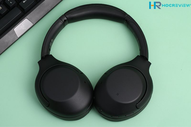 Sony WH-XB900N 